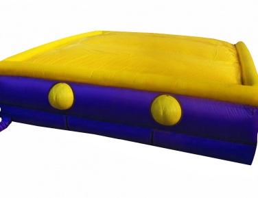 Подушка для трюков «JumpAirBag» - Экстрим подушки. Цена:250 000 руб. ширина:6.0 м, длина:8.0 м, высота:2.0 м, вес:290 кг